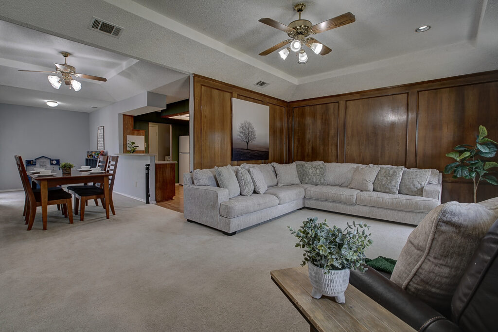 3420 Tina - Living Room - FireBossRealty.com