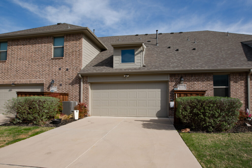 Townhome for Sale in Wylie TX | Woodbridge Villas