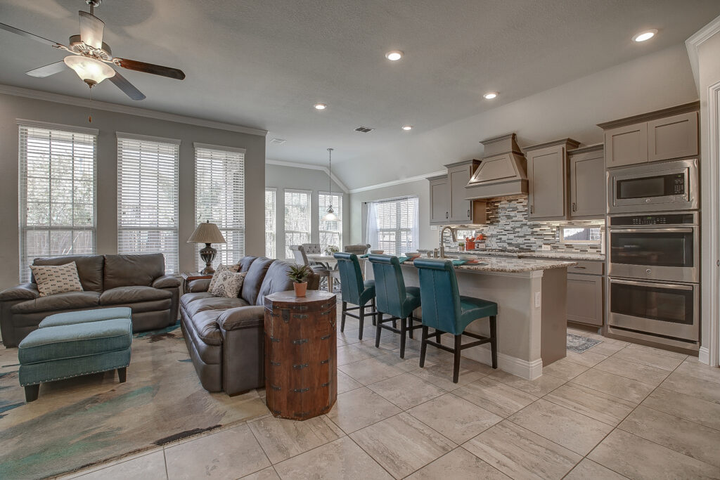 627 Bridgewater St. Euless, TX - FireBoss Realty