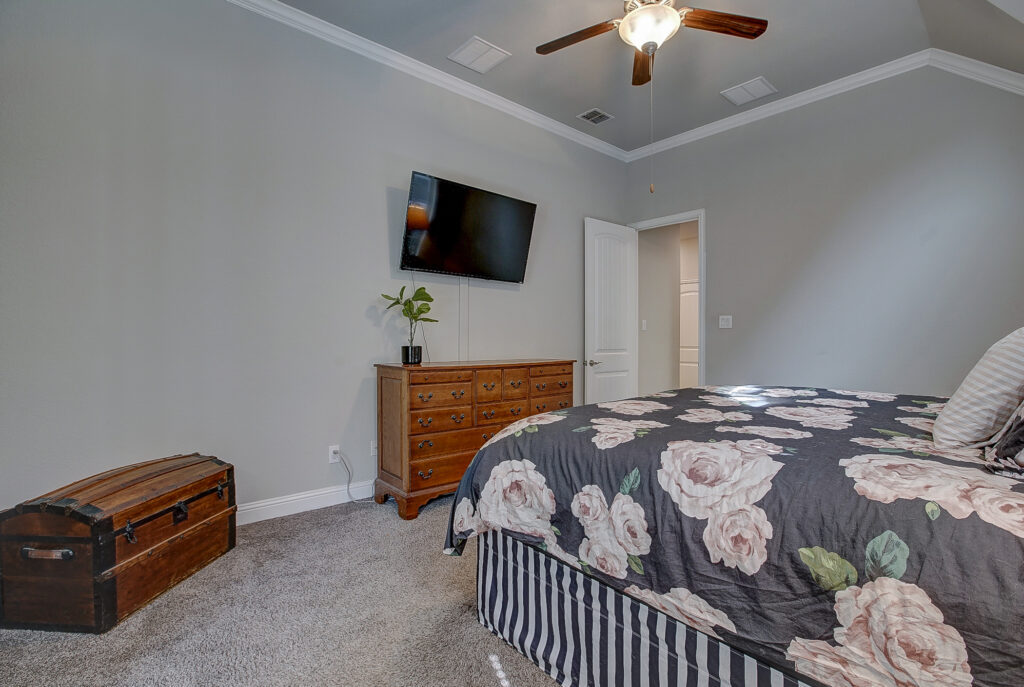 627 Bridgewater St. Euless, TX - FireBoss Realty