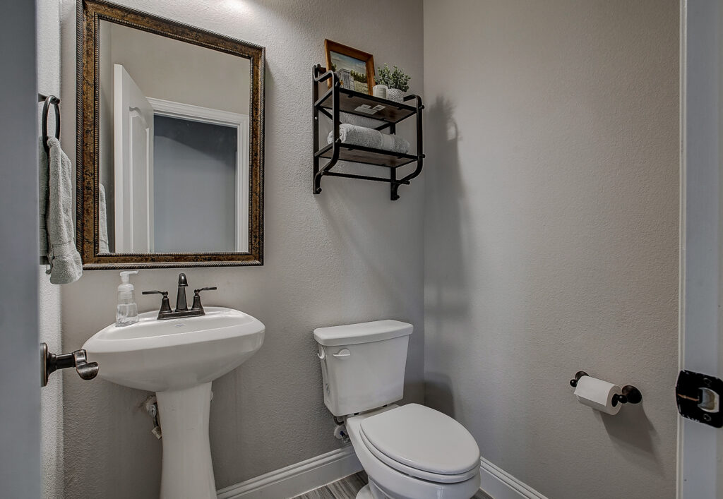16Half Bath16