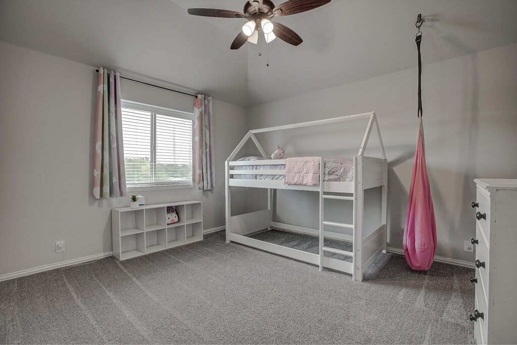 25Second Bedroom35