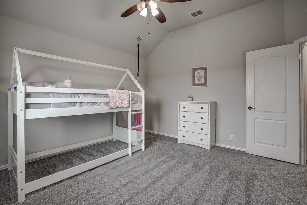 27Second Bedroom37